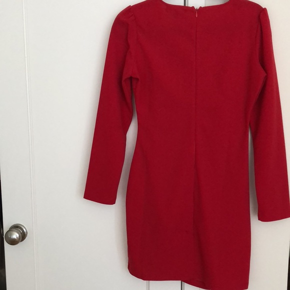 Dress - Picture 5 of 7